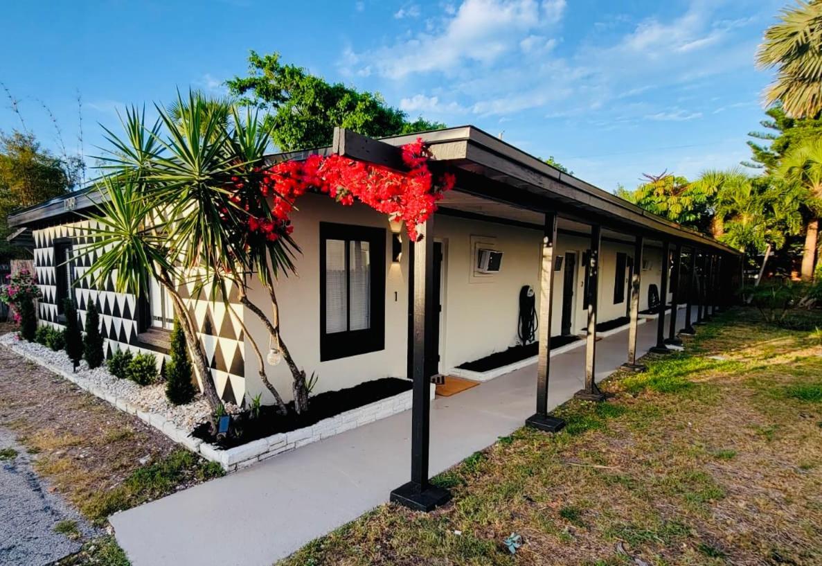 Beach Bungalow By The Sea 2 Cocoa Beach Esterno foto